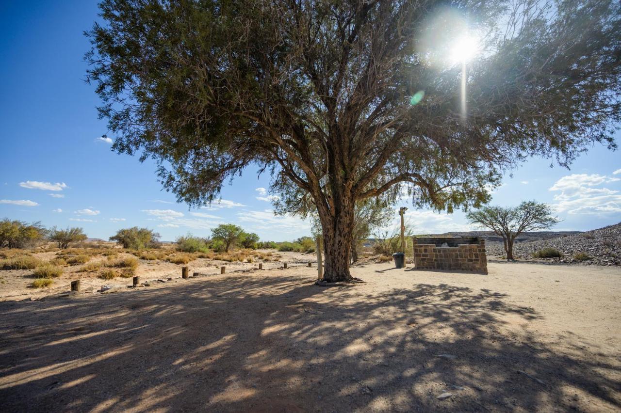 Canyon Roadhouse Campsite Fish River Canyon Bagian luar foto